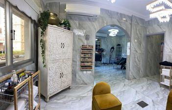 Ready salon for sale in Al Jabriya 