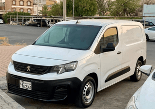 Peugeot Partner model 2020 for sale