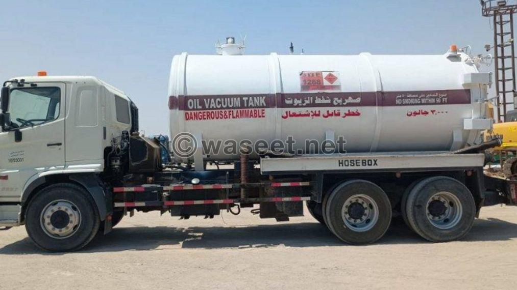 Vacuum oil Hino 500 model 2018 5