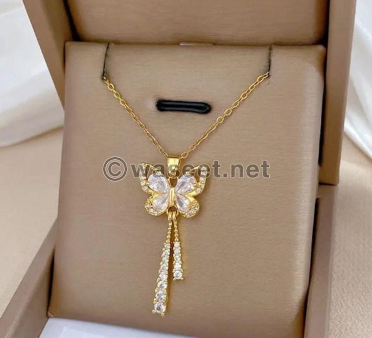 Excellent gold necklaces 9