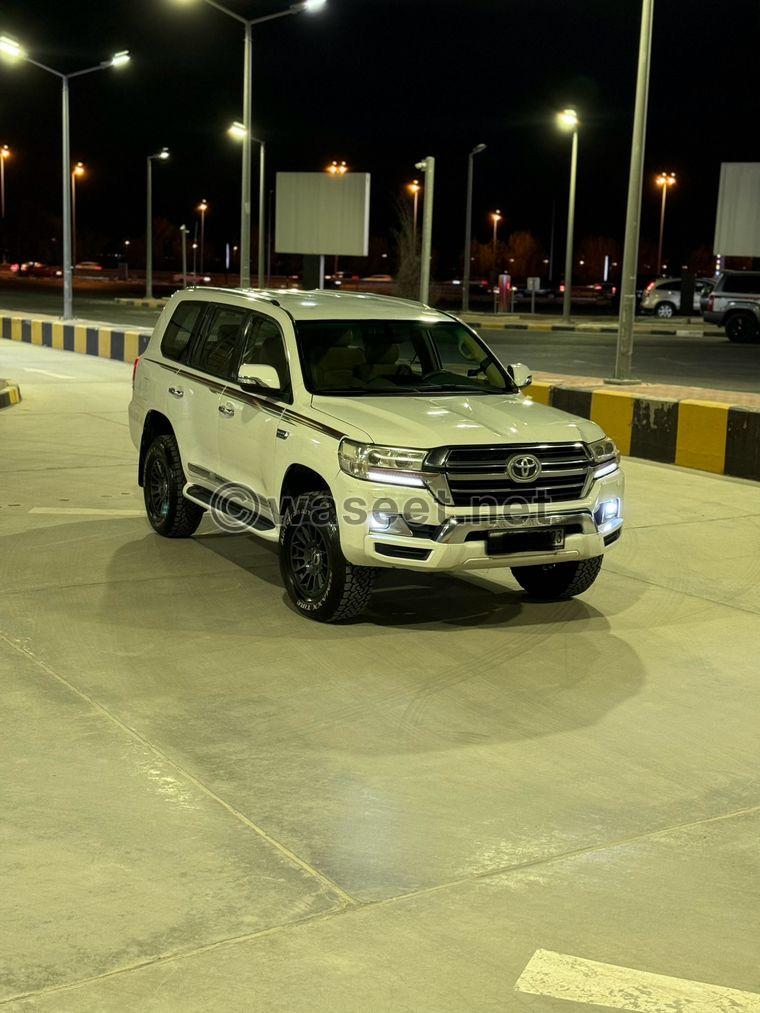 For sale Toyota Land Cruiser 2010 4