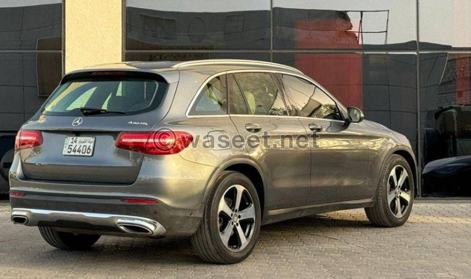 للبيع مرسيدس GLC 250 4MATIC موديل 2016 1