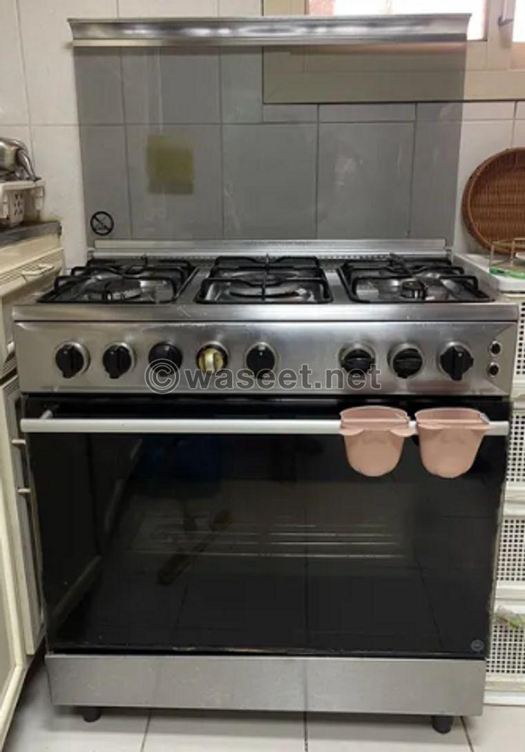 Italian oven with five eyes 3