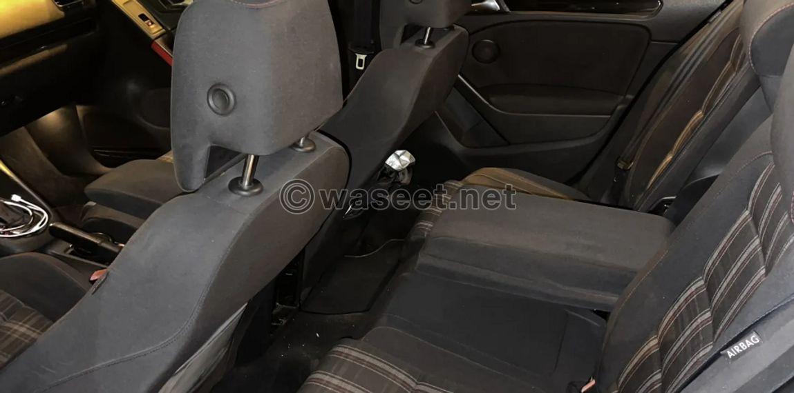  Volkswagen Golf 2010 7