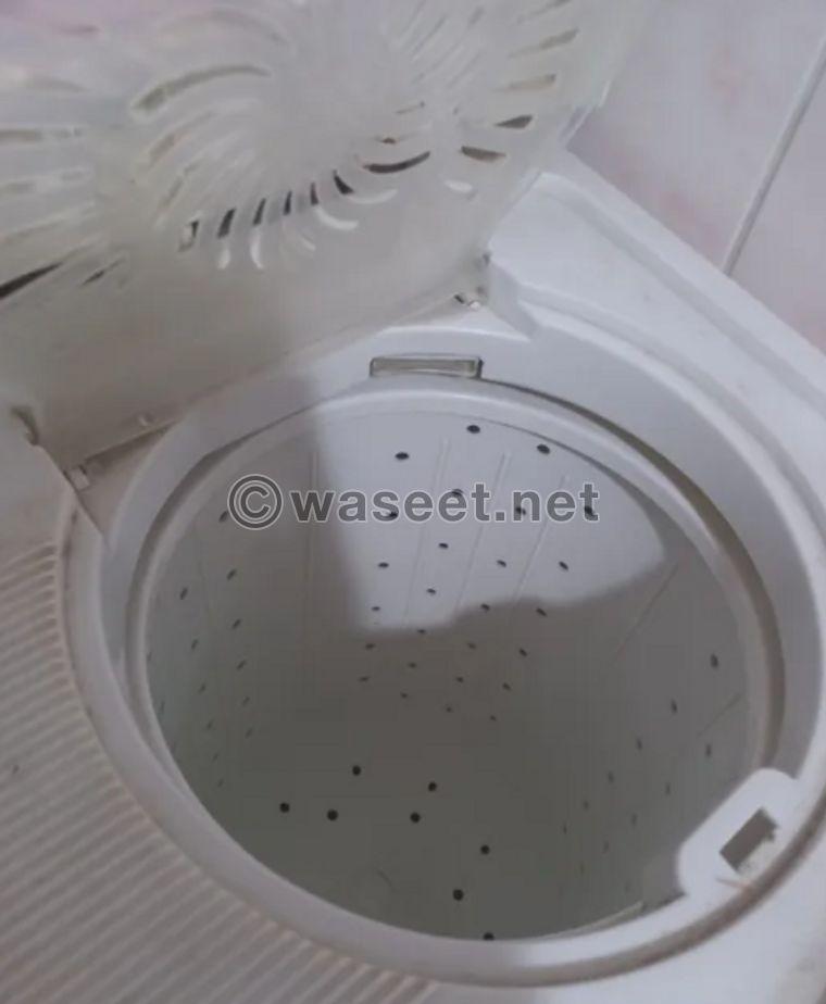 For sale washing machine in excellent condition 4