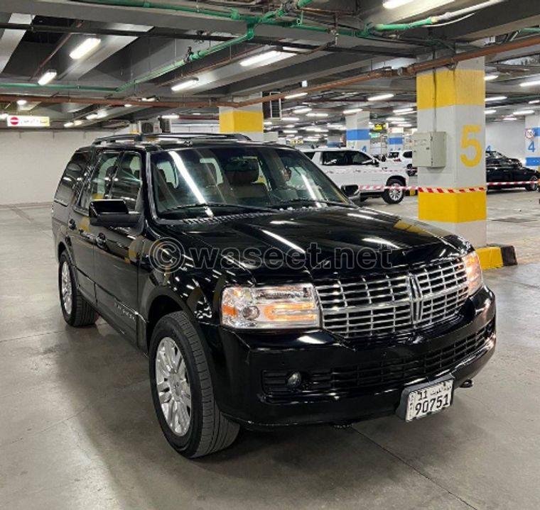 Lincoln Navigator 2012 model for sale 0