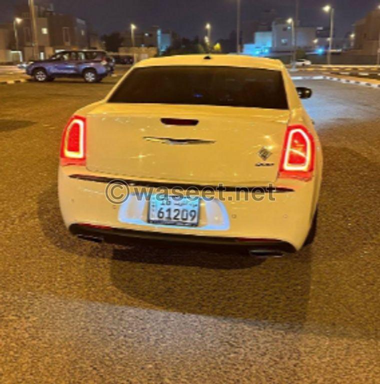 Chrysler 300 model 2019 3