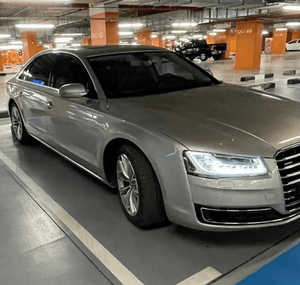 Audi A8L 2015