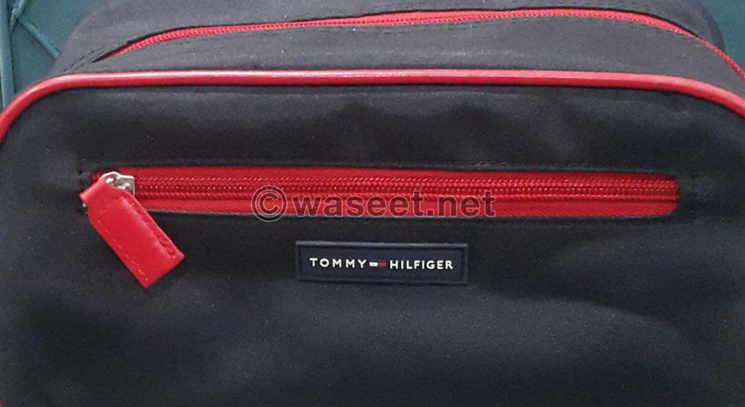 A collection of elegant and stylish bags from Tommy 8