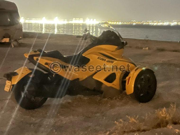 للبيع كان ام Can Am Spyder ST Limited 2