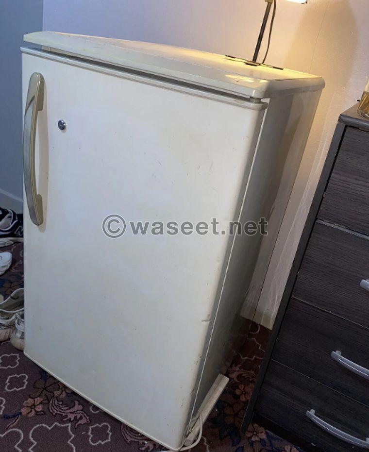 refrigerator for sale 0