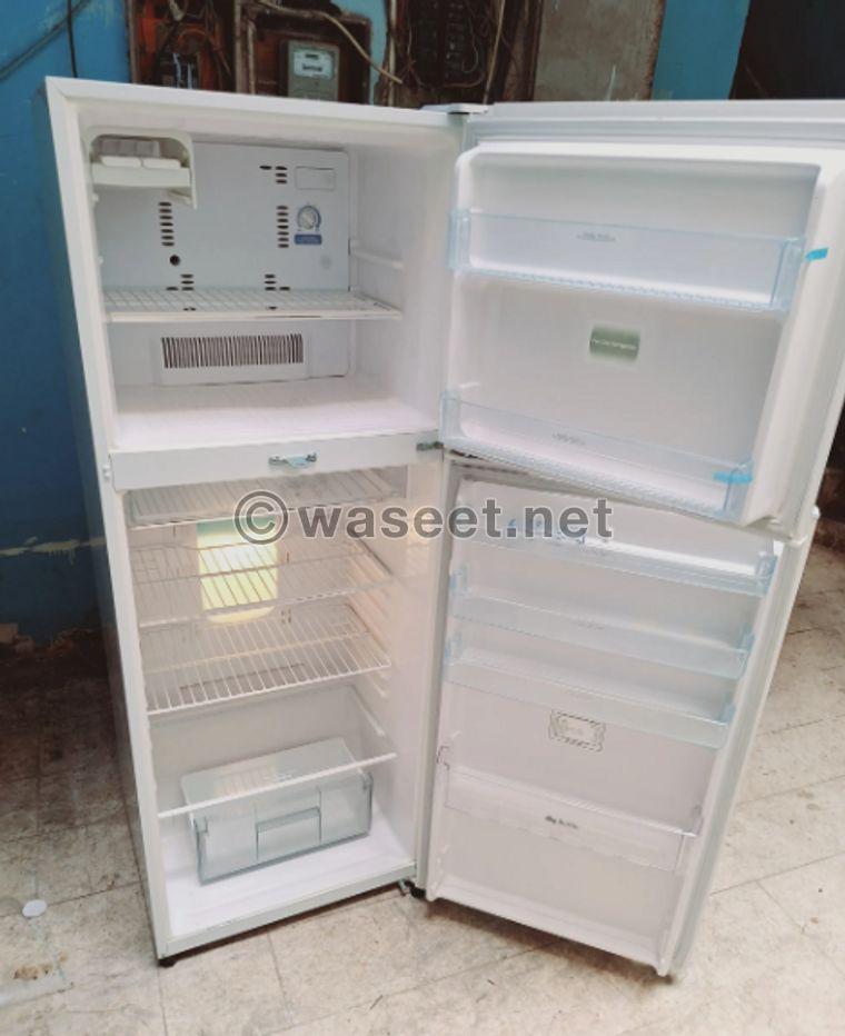 Toshiba Japanese 20 feet refrigerator for sale 2