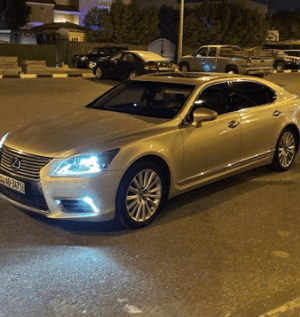  Lexus LS 2016