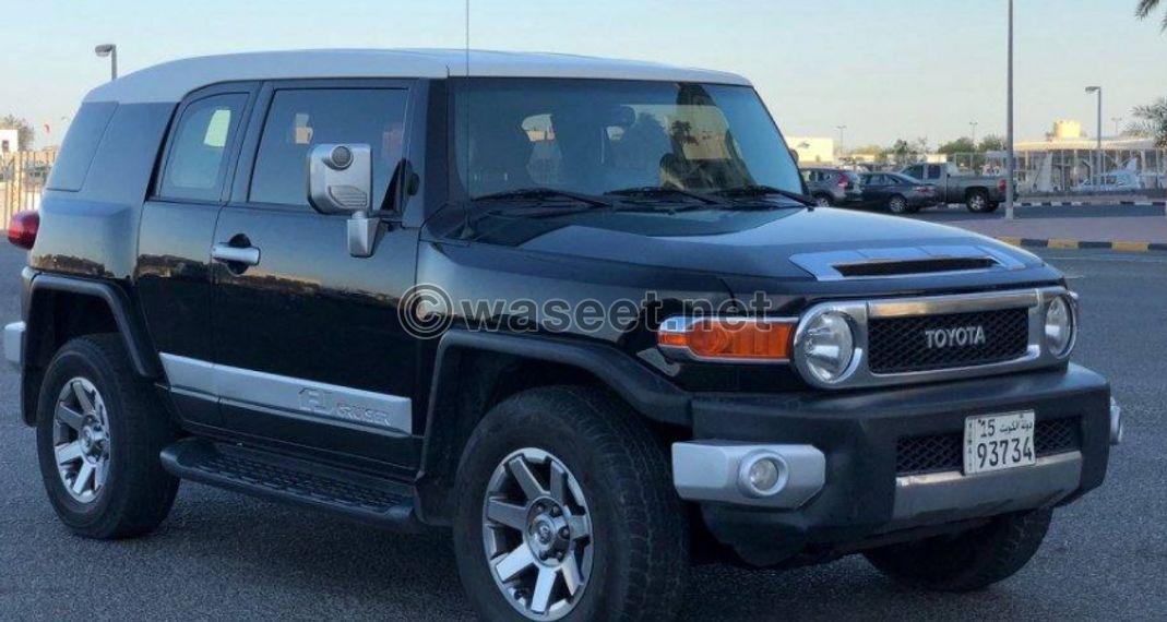 TOYOTA FJ CRUISER MODEL 2017 4