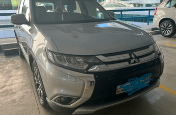 MITSUBISHI OUTLANDER MODEL 2016