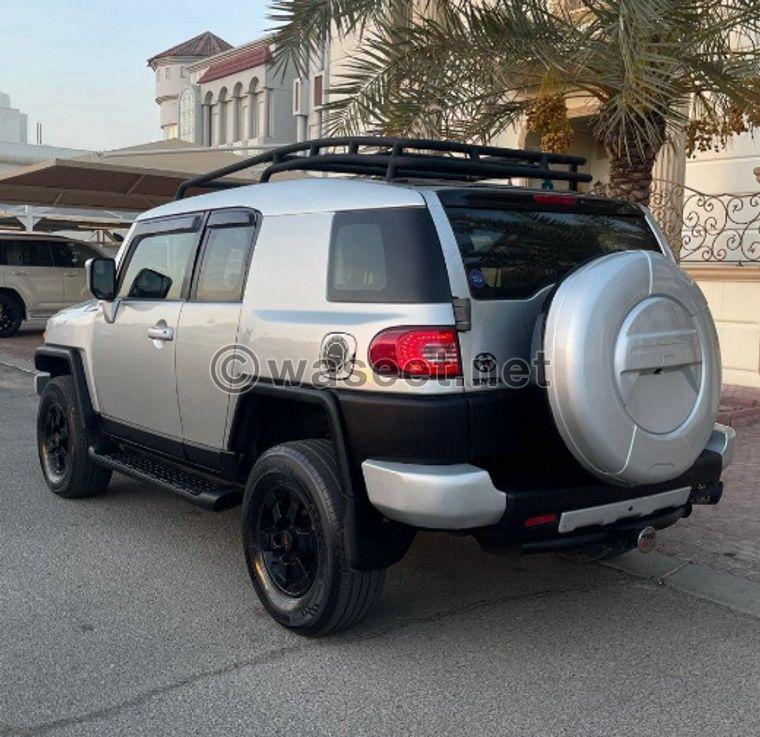 Toyota FJ Cruiser 2010 model for sale 3