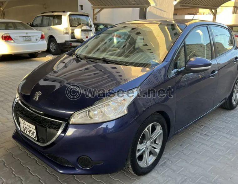 Peugeot 208 for sale, 2013 model 11