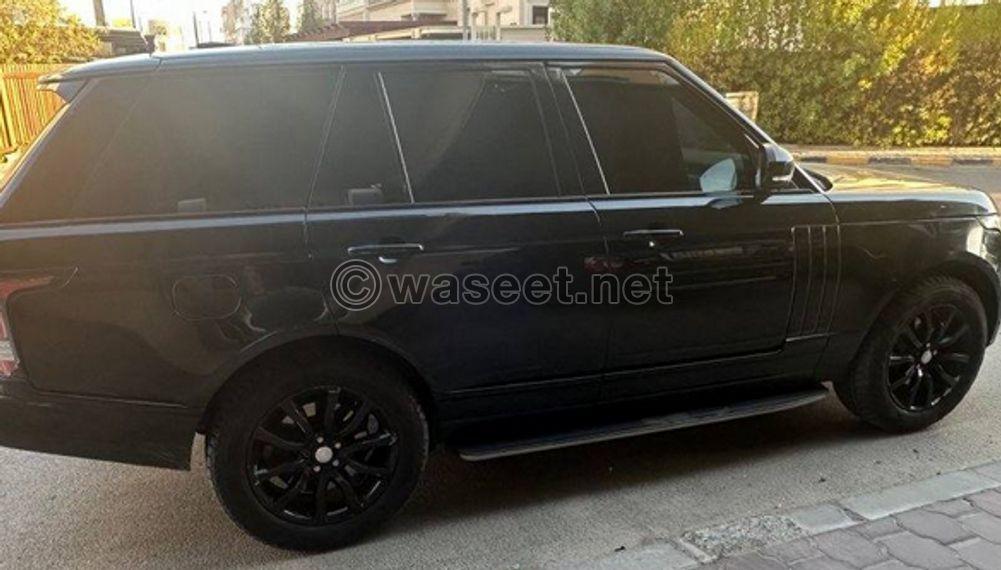 Range Rover Vogue 8 cylinder supercharged model 2013 1