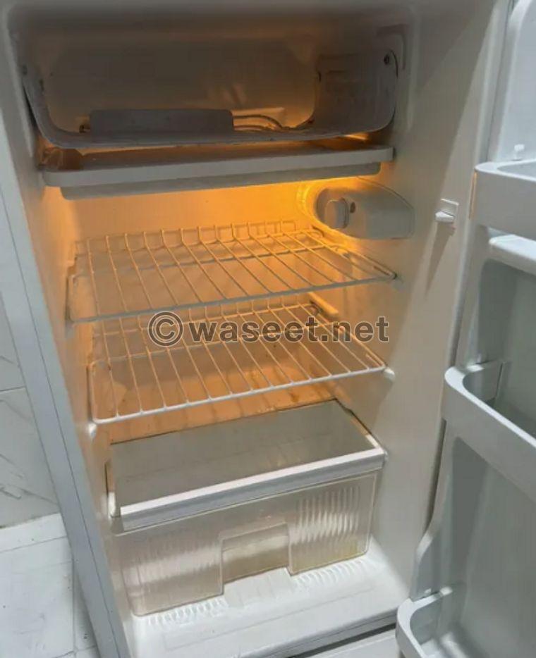 Midea refrigerator for sale with a capacity of 140 liters, 1