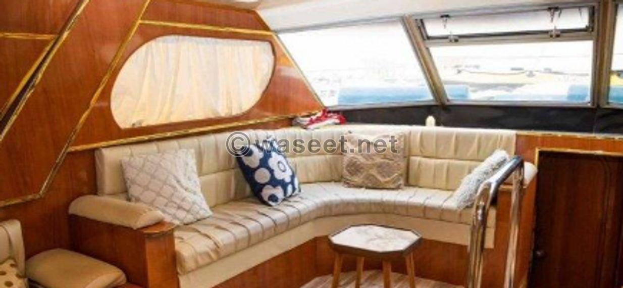 vip yacht for rent 1