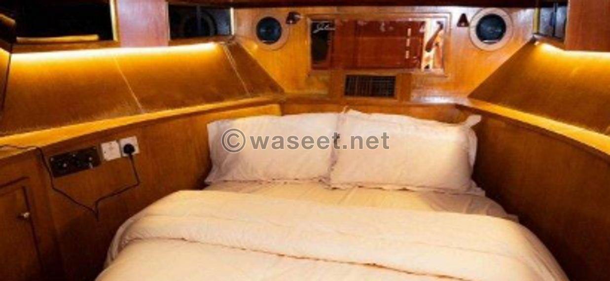 vip yacht for rent 3