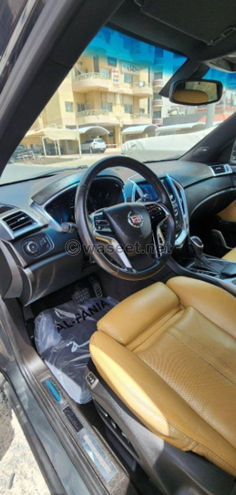 للبيع كاديلاك SRX موديل 2015  4