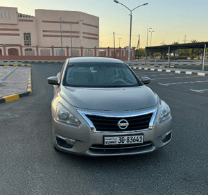 Nissan Altima 2015 model for sale