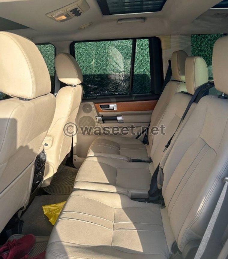 Land Rover LR4 model 2013 3