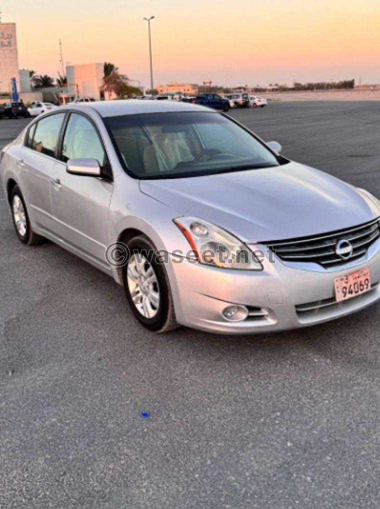 Nissan Altima 2012  1