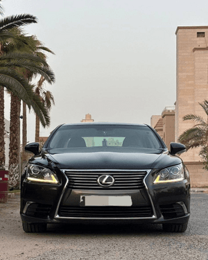 Lexus LS460 2016 