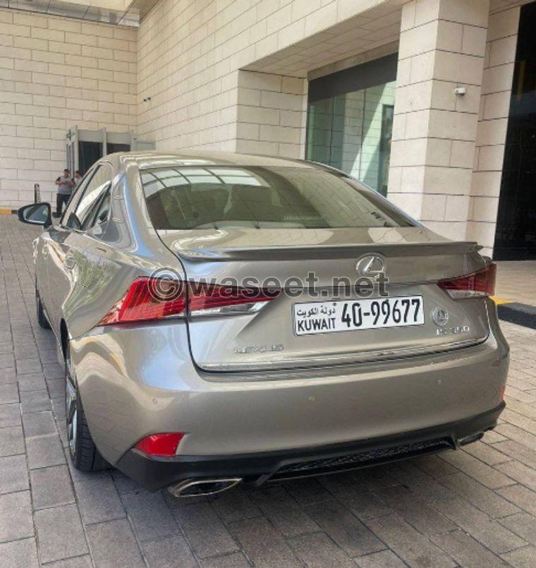 Lexus IS 350 model 2017 3