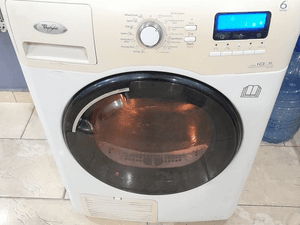 Excellent Italian Whirlpool clothes dryer 10 kg in Mahboula