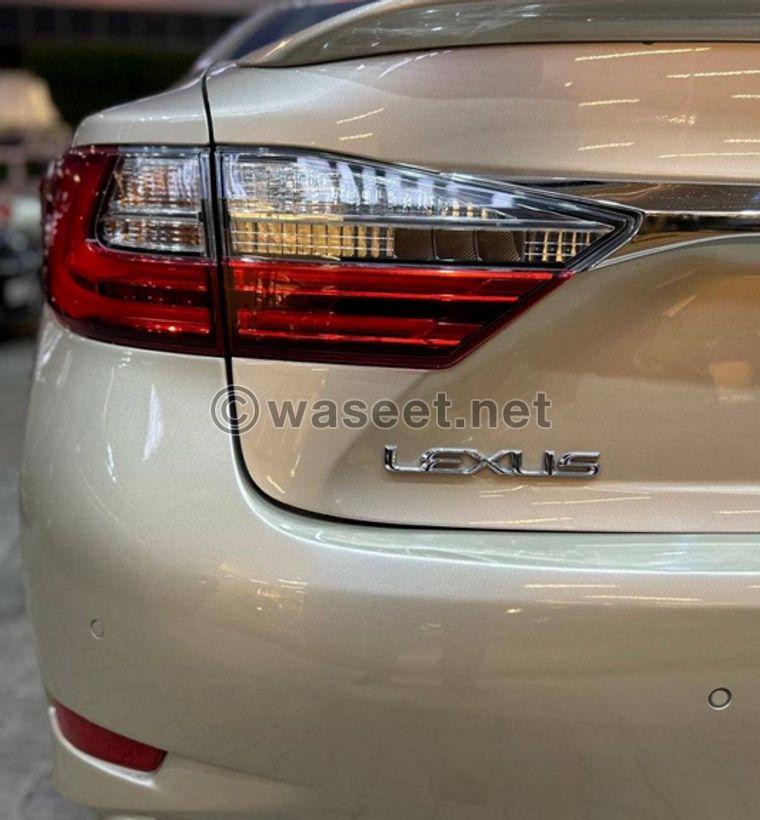 Lexus ES250 model 2018 4