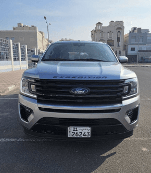 Ford Expedition silver color model 2021