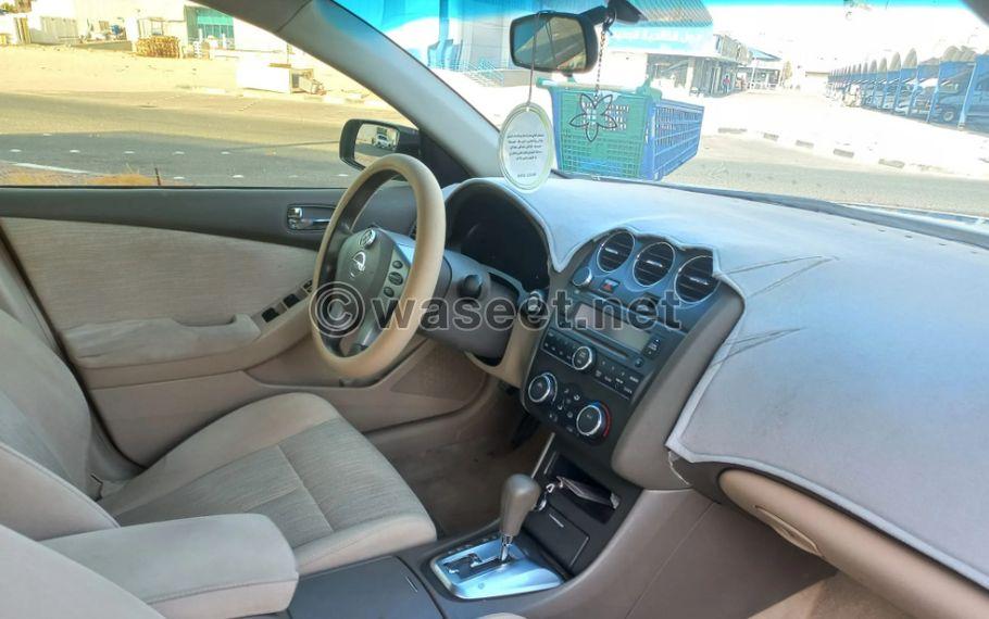 Nissan Altima 2011 8