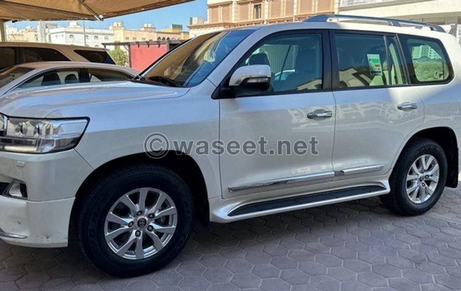 Land Cruiser V8 GXR model 2018 2