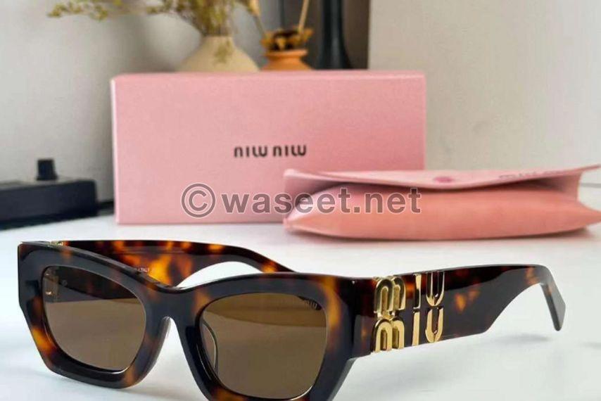 Women's glasses of different brands 10