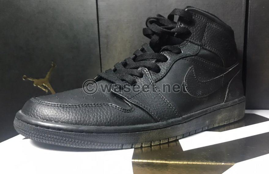 Jordan 1 made black 3