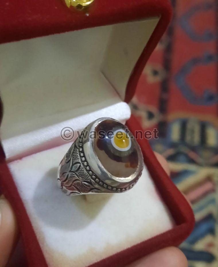 Silver rings are beautiful and distinctive jewelry 2