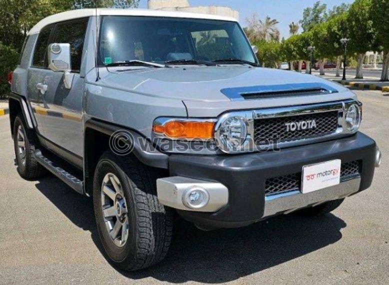 For sale FJ Cruiser model 2022 2