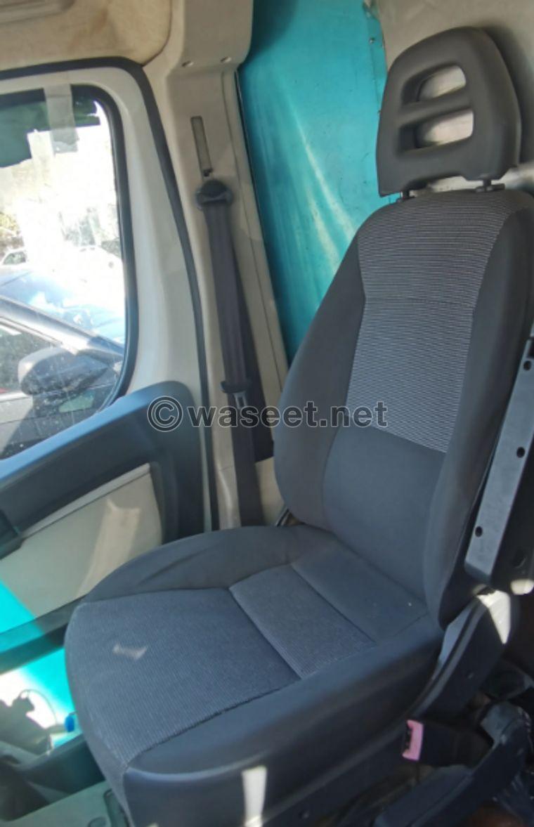 Peugeot 2013 bus for sale very clean 7