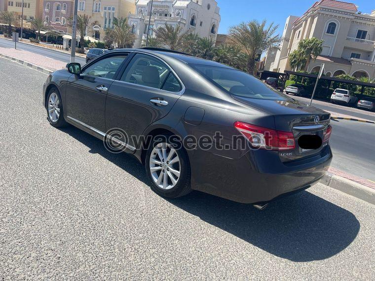 Lexus ES350 model 2010 in excellent condition  2