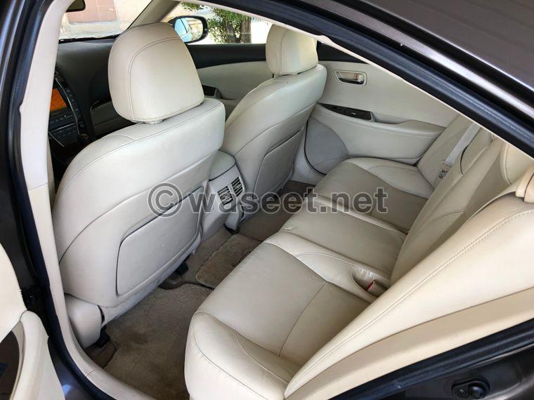 Lexus ES350 model 2010 in excellent condition  8