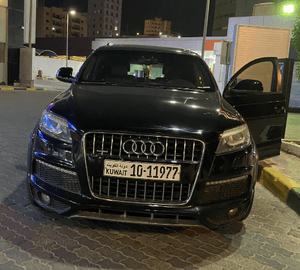 Audi Q7 S Line 2010 model for sale