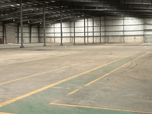 For rent a warehouse in Mina Abdullah 6000 meters