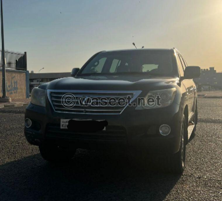 Lexus LX 570 2011 0