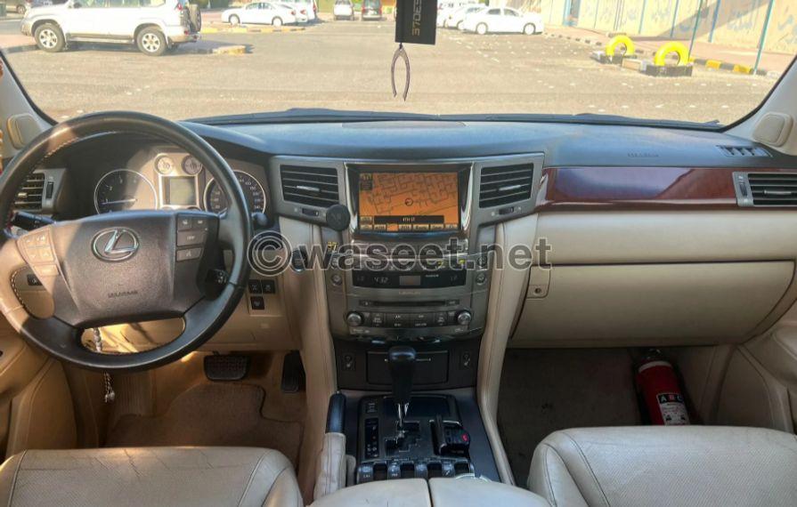 Lexus LX 570 2011 4