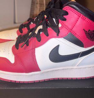 Jordan 1 Mid 