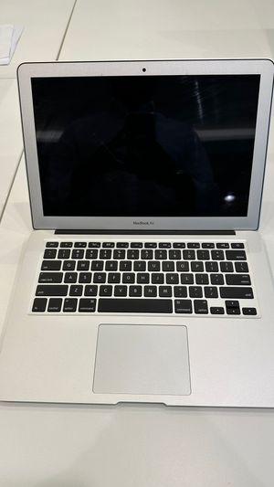 MacBook Air 2017 in excellent condition