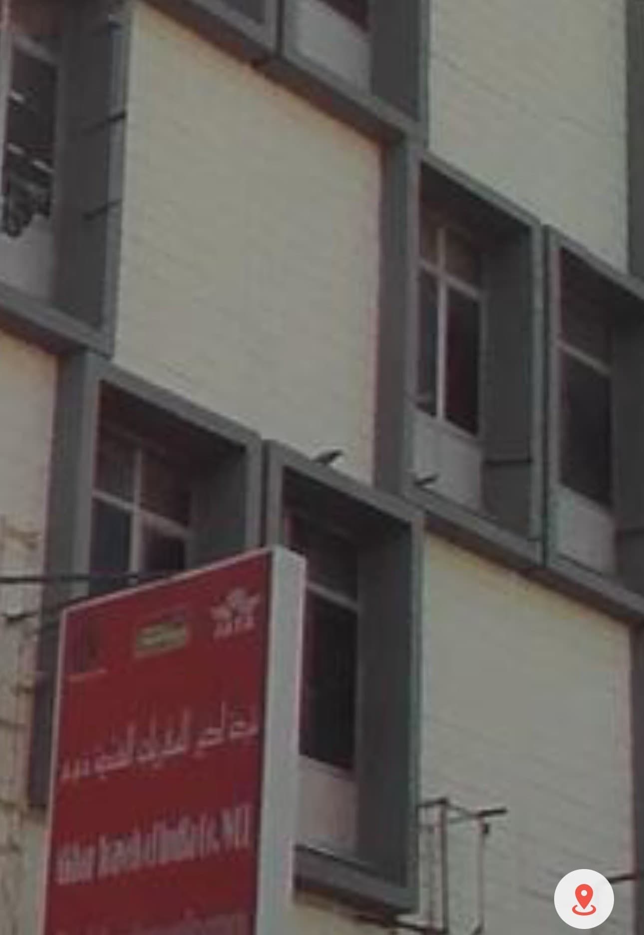 For sale a commercial complex in East 0